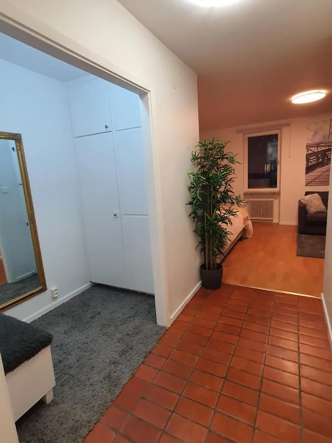 아파트 Close To The Subway. Beautiful And Cozy Apartment! 스톡홀름